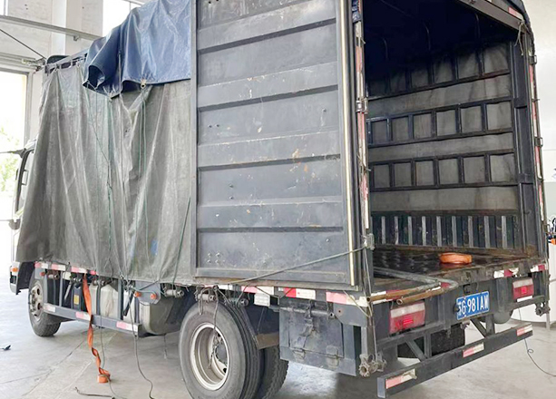 浙江寧波專車發(fā)貨物化全程水處理器2套，定壓補(bǔ)水機(jī)組1套